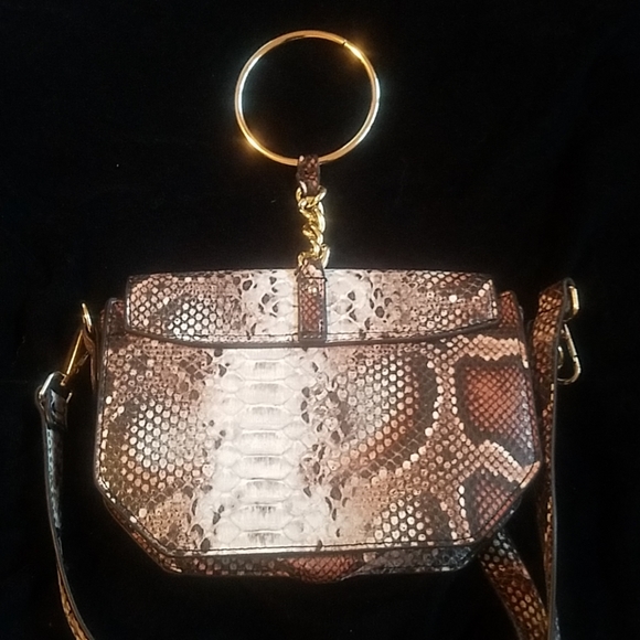 JustfabFAUX snakeskin crossbody with gold hardware - Picture 7 of 7